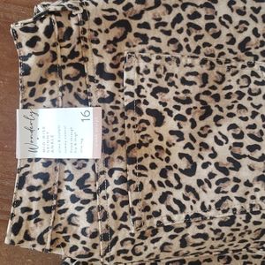 NWT Wonderly Size 16 Mid-Rise Skinny Ankle Jeans